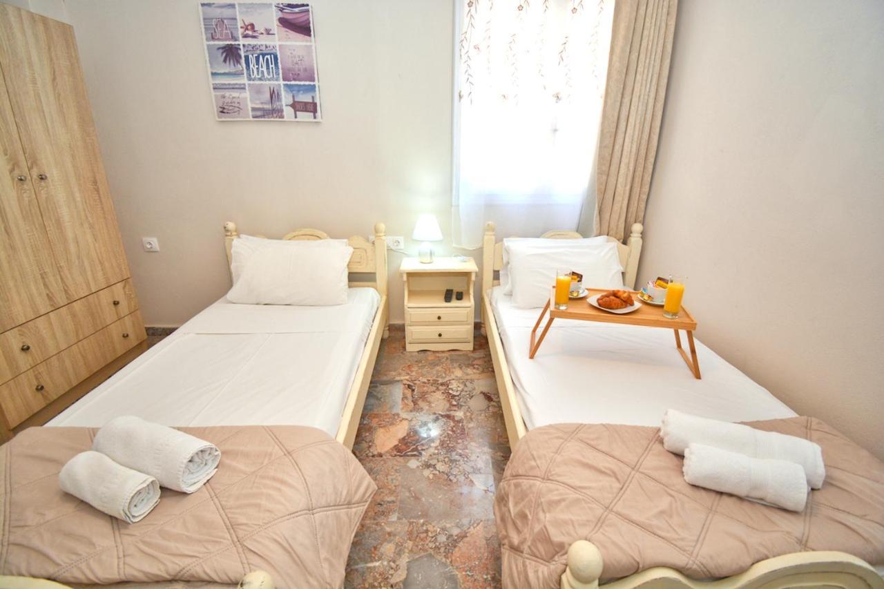 Mike'S Apartments Agios Gordios  Exterior photo